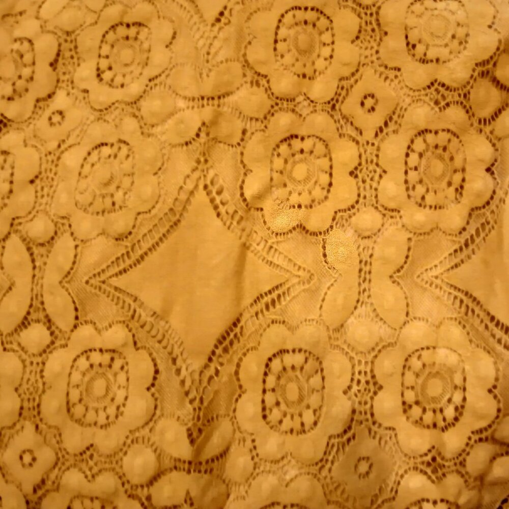 Doe&Rae Womens Summer Tank Top Lace Crochet Golden Yellow Peplum Blouse Tank Top - Picture 3 of 6